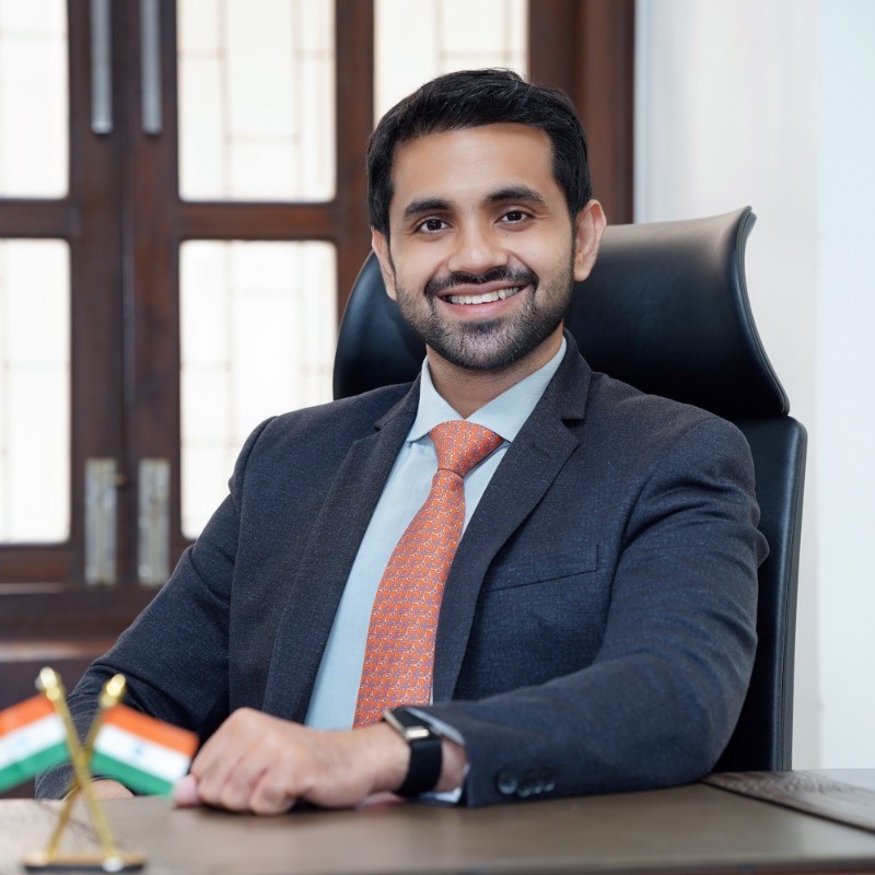 Shri Bhavik Merchant
